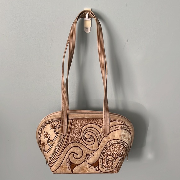 Laga Designs Handbags - Laga Designs purse - NWOT